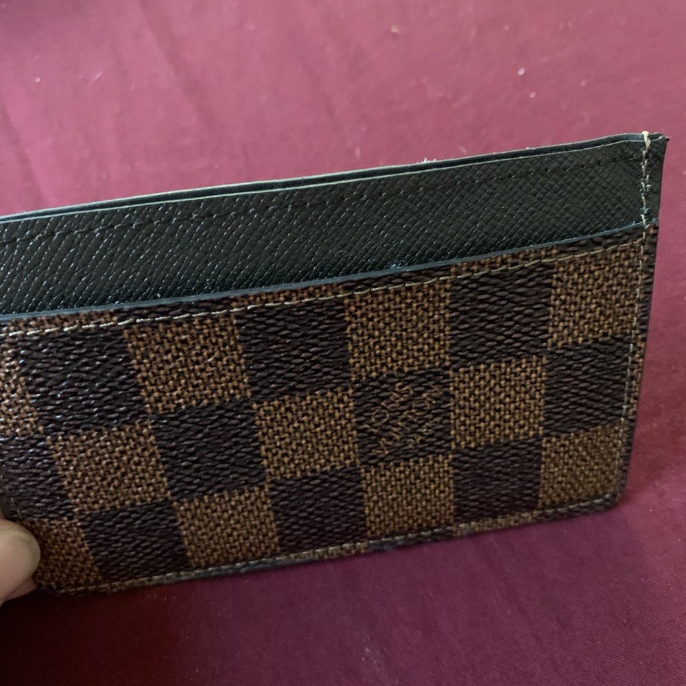 Louis Vuitton men’s wallet - Picture 2 of 5